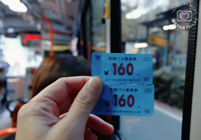 電車坐到貴船口出站，在車站旁轉搭接駁巴士上山到貴船神社 (￥160)