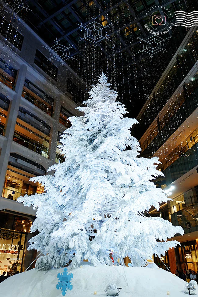 tokyo eki white kitte illumination