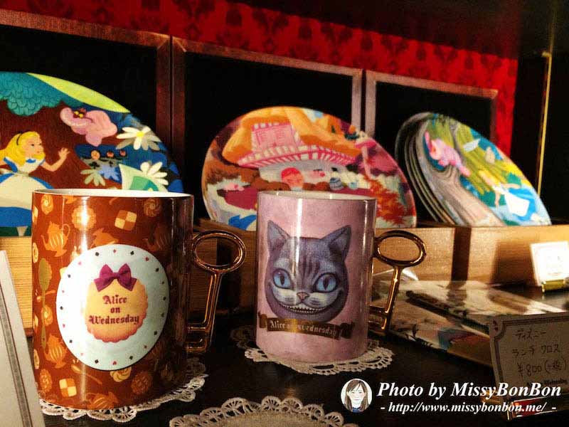 東京原宿愛麗絲夢遊主題店「星期三的愛麗絲」(水曜日のアリス)販售商品