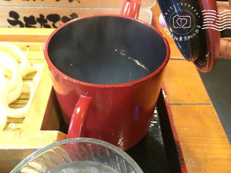 南池袋武蔵野烏冬沾麵(武蔵野うどんうちたて家) - 肉汁雞肉丸烏龍沾麵的高湯