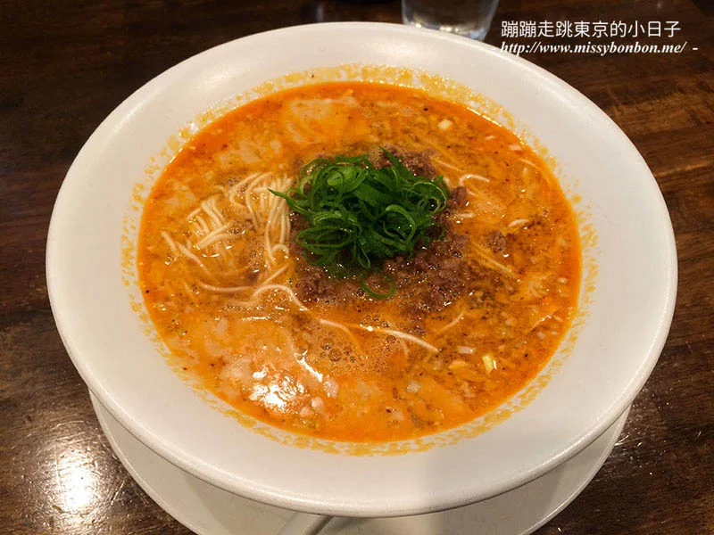 米其林一星認證：鳴龍拉麵店帶你品嘗高水準的擔擔麵，成為東京美食推薦新寵