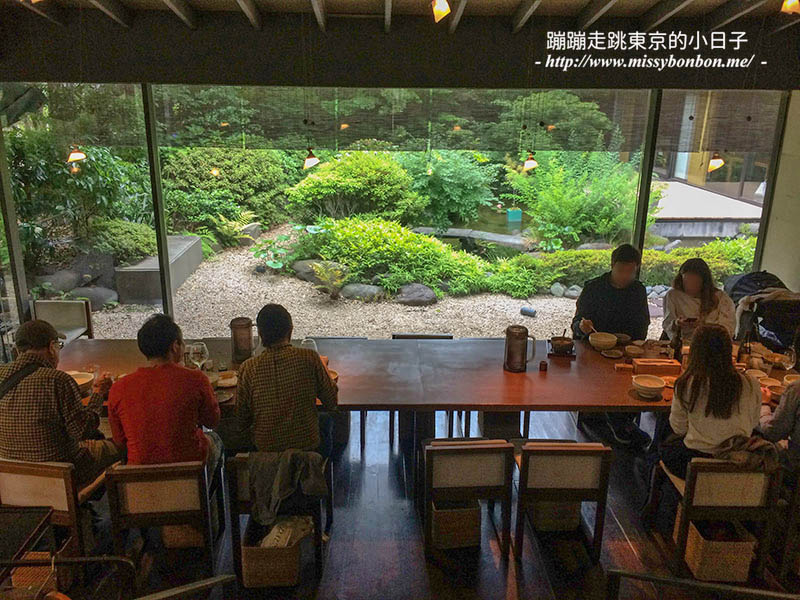 好吃烏龍麵尋訪記：米其林東京美食指南推薦《根津 釜竹》 在日式庭園中享用店家手打烏龍麵