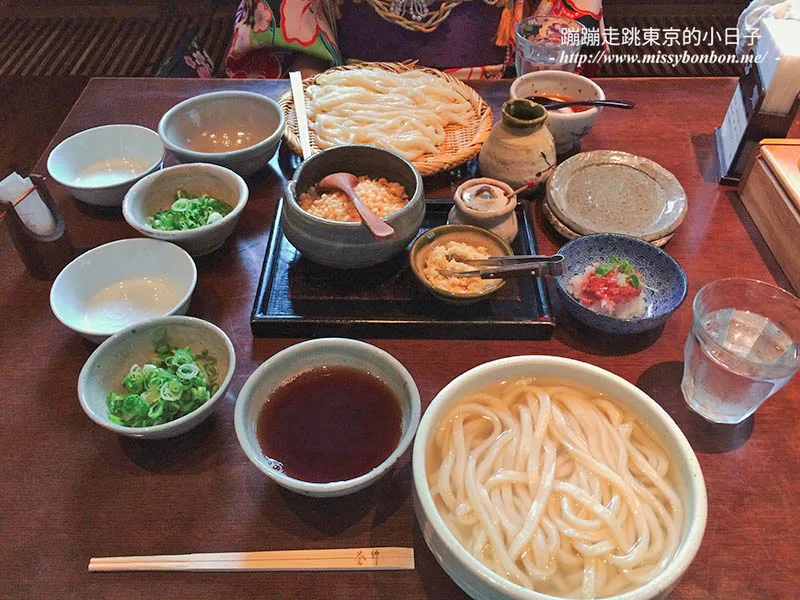好吃烏龍麵尋訪記:米其林東京美食指南推薦《根津 釜竹》 在日式庭園中享用店家手打烏龍麵