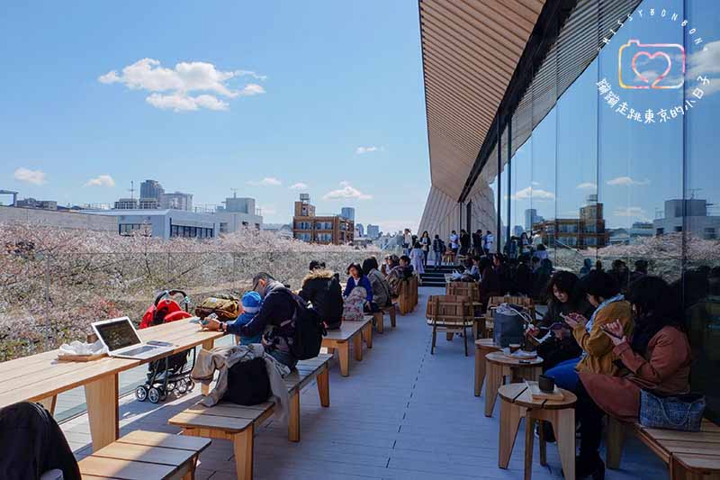 2025東京賞櫻景點 - 品春日晨光,體驗目黑川河畔的星巴克臻選® 東京烘焙工坊的獨特風情