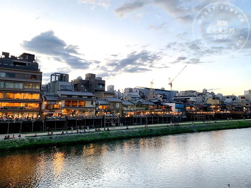 星巴克概念咖啡店・STARBUCKS RESERVE® 京都三條大橋店