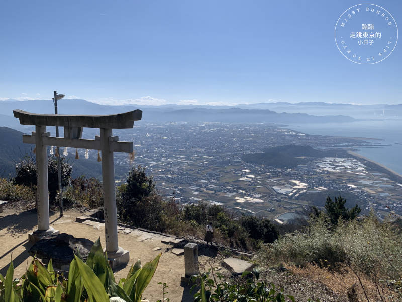 天空の鳥居高屋神社：香川高山上的千年神社，俯瞰瀨戶內海美景的四國神社巡禮