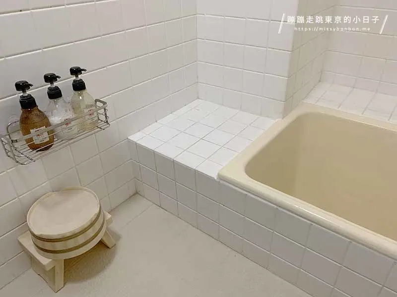 九州別府溫泉飯店「美松大江亭海濱飯店 (Seaside Hotel Mimatsu Oetei)房間卷的浴室