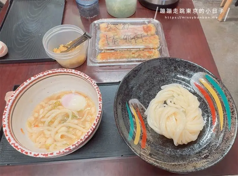日の出製麵所的烏龍麵與配料